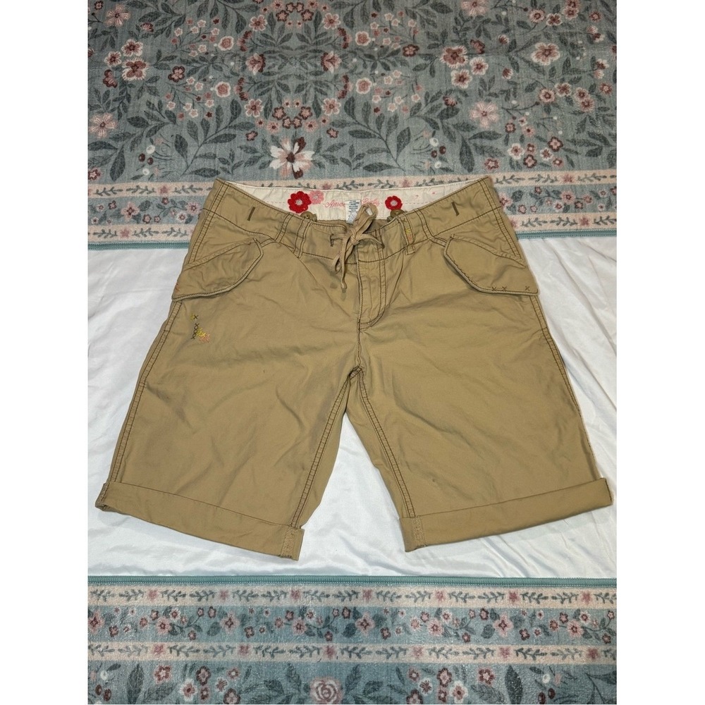Y2K Vintage American Eagle Khaki cargo / bermuda shorts - size 6